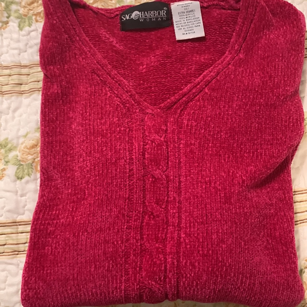 🩷 beautiful hot pink 🩷 sweater - GENTLY USED! - Picture 4 of 6